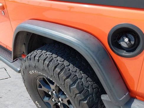 Used 2019 Jeep Wrangler Sport AWD/4WD image 21