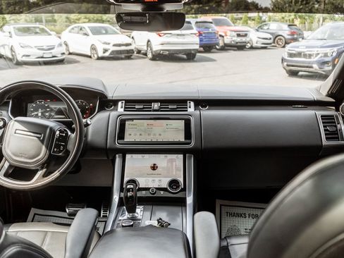 Used 2022 Land Rover Range Rover Sport HST image 7
