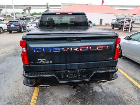 Used 2021 Chevrolet Silverado 1500 LT Trail Boss w/ Bed Protection Package AWD/4WD image 8