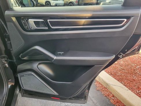 Used 2022 Porsche Cayenne GTS image 21