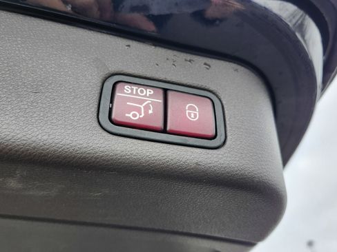 Used 2017 Mercedes-Benz GLE 350 4MATIC w/ Premium 1 Package image 28