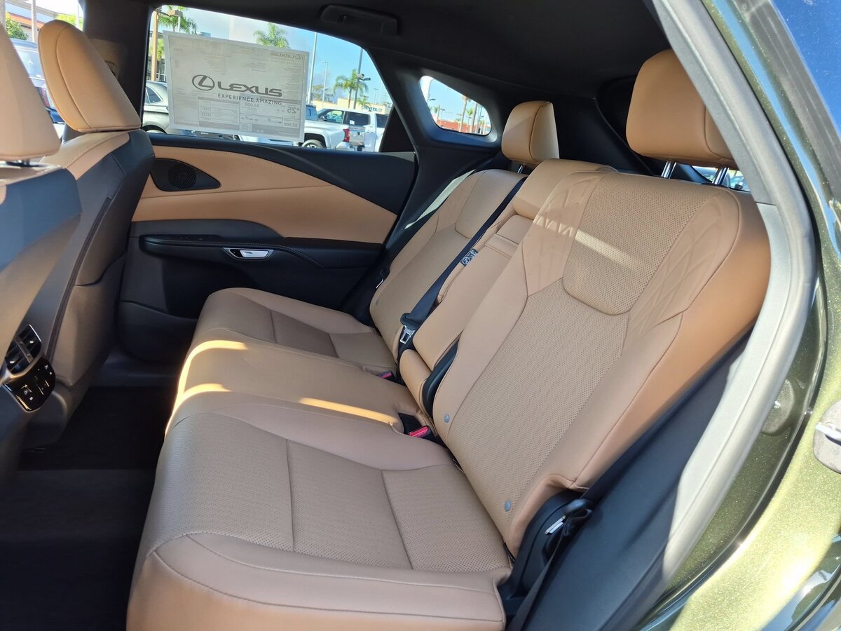 New 2026 Lexus RX 350 FWD image 19