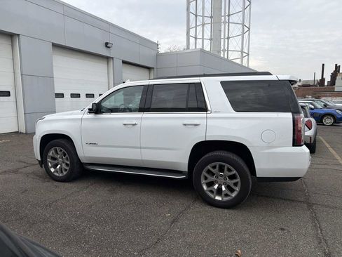 Used 2019 GMC Yukon SLT image 3