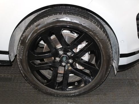 Used 2024 Land Rover Range Rover Evoque Dynamic SE AWD/4WD image 31