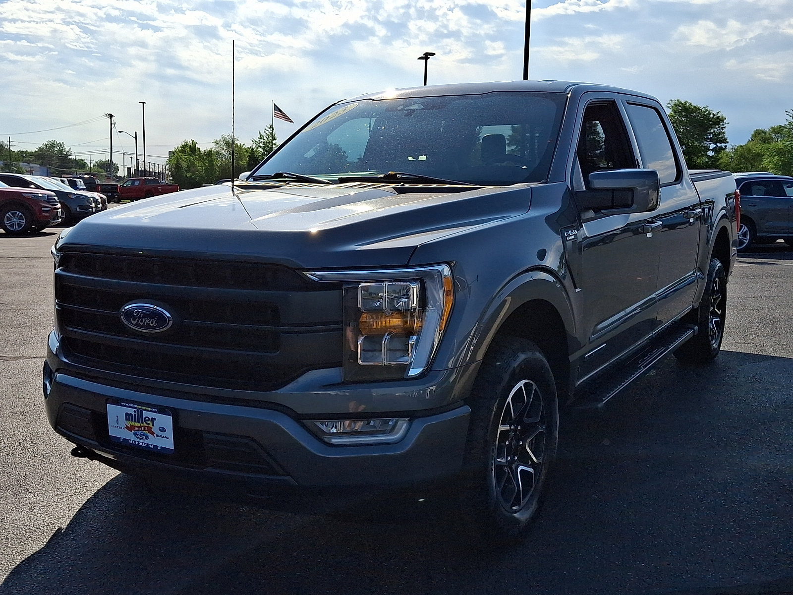 Certified 2023 Ford F150 Lariat w/ Max Trailer Tow Package AWD/4WD image 3