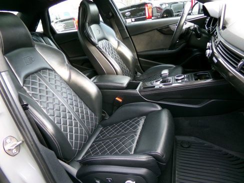 Used 2019 Audi S4 Prestige image 13