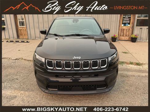 Used 2024 Jeep Compass Sport AWD/4WD image 2