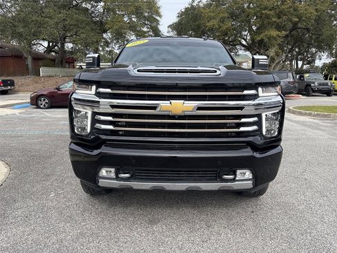 Used 2023 Chevrolet Silverado 2500 High Country w/ Z71 Off-Road Package image 10