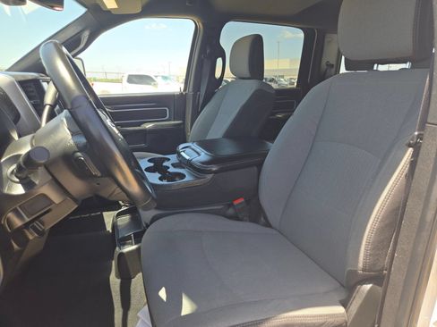 Used 2024 RAM 2500 Big Horn AWD/4WD image 10