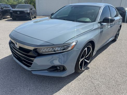 Used 2021 Honda Accord Sport image 2