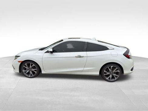Used 2019 Honda Civic Touring image 6