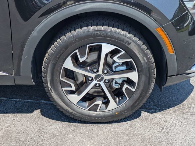 Used 2023 Kia Sportage EX AWD/4WD image 12
