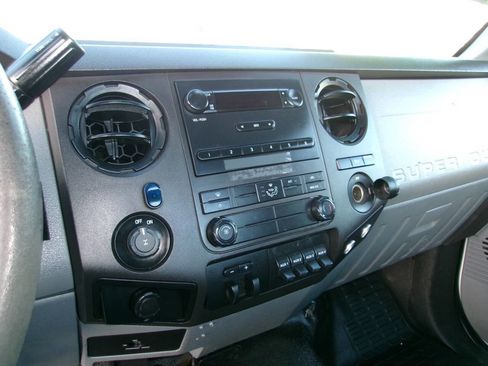 Used 2012 Ford F350 XL w/ Skid Plate Pkg image 10