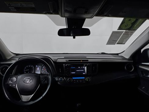 Used 2018 Toyota RAV4 XLE image 30