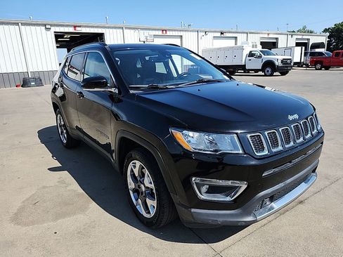 Used 2021 Jeep Compass Limited w/ Sun and Sound Group AWD/4WD image 2