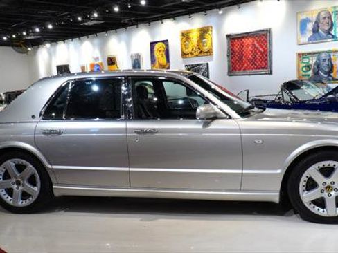 Used 2004 Bentley Arnage T image 9