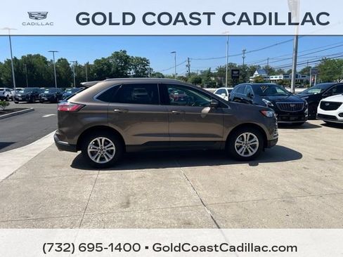 Used 2019 Ford Edge SEL w/ Equipment Group 201A AWD/4WD image 4