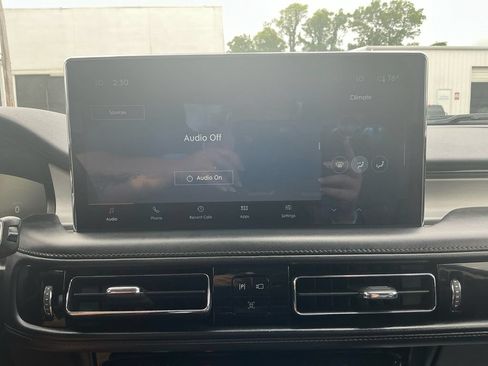 Used 2022 Lincoln Nautilus FWD image 26