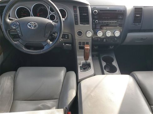 Used 2012 Toyota Tundra Limited image 9