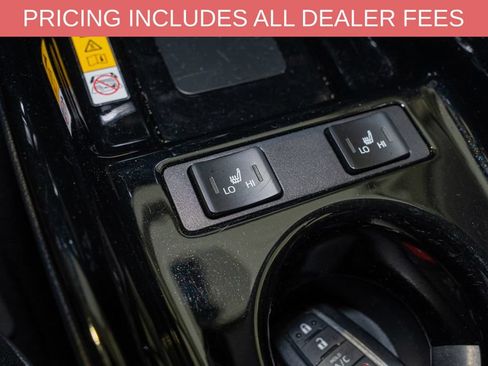 Used 2021 Toyota Prius Prime XLE FWD image 16