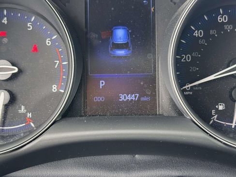 Used 2018 Toyota C-HR XLE FWD image 26