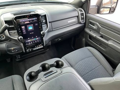 Used 2025 RAM 2500 Big Horn AWD/4WD image 11
