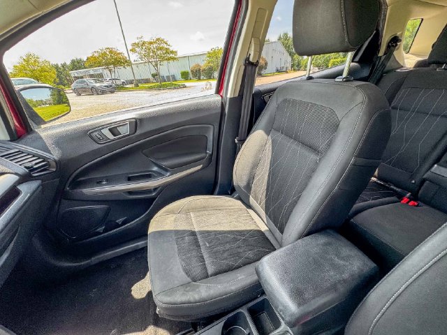 Used 2020 Ford EcoSport SE w/ SE Convenience Package FWD image 11