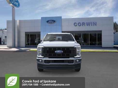 New 2026 Ford F250 XL w/ XL Chrome Package AWD/4WD image 8
