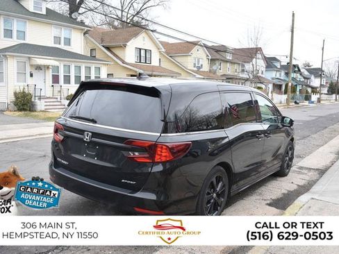 Used 2023 Honda Odyssey Sport image 4