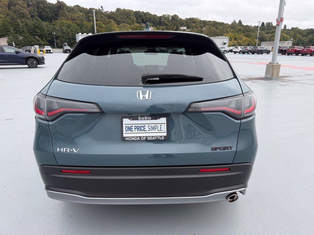 Certified 2025 Honda HR-V Sport image 8