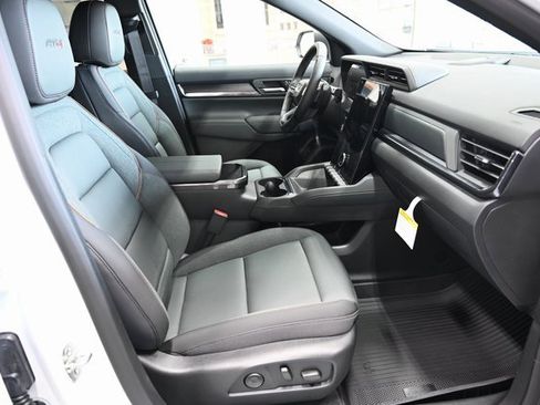 New 2026 GMC Terrain AT4 w/ Convenience Package III image 10