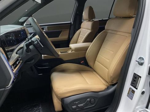 New 2026 Hyundai Santa Fe Calligraphy image 4