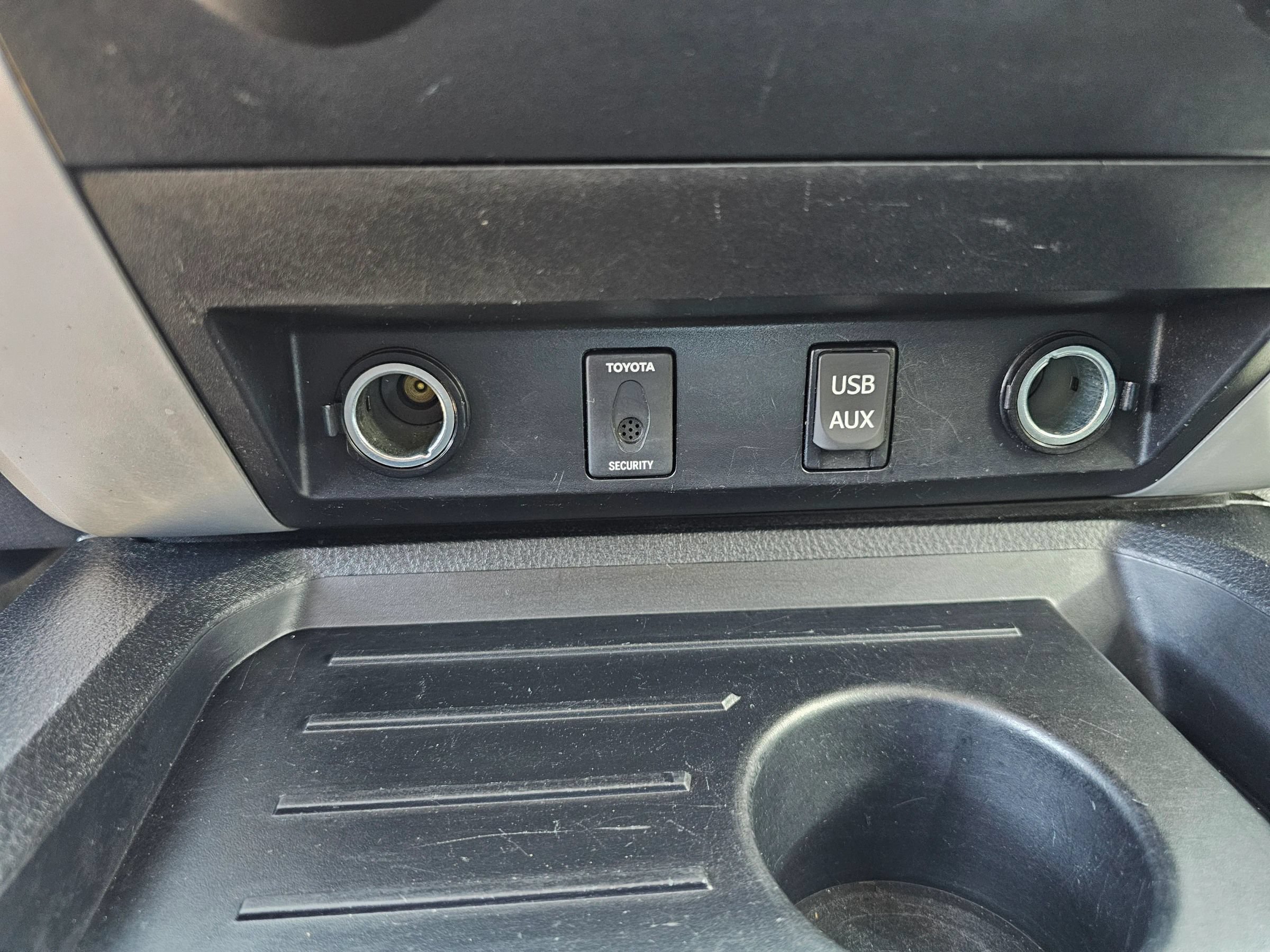 Used 2014 Toyota Tundra Platinum RWD image 15
