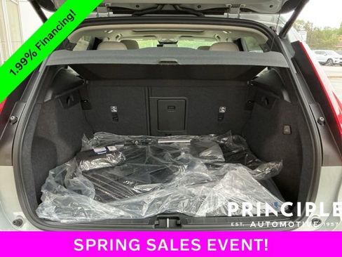 New 2026 Volvo XC40 B5 Plus w/ Protection Package Premier AWD/4WD image 13