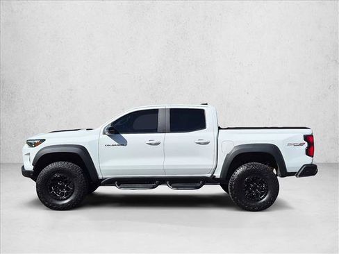 Used 2024 Chevrolet Colorado ZR2 w/ ZR2 Bison Edition AWD/4WD image 8