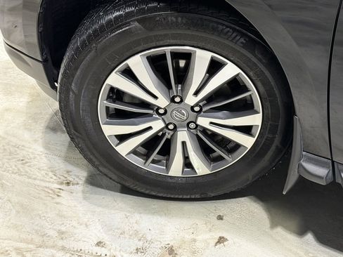 Certified 2020 Nissan Pathfinder SL w/ Cargo Package image 14