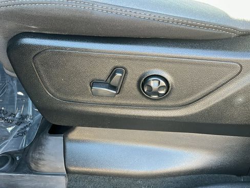 Used 2021 RAM 1500 Big Horn image 22