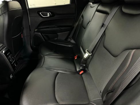 Used 2024 Jeep Compass Trailhawk w/ Trailhawk Convenience Group image 14