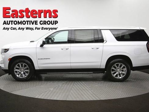 Used 2023 Chevrolet Suburban Premier RWD image 63