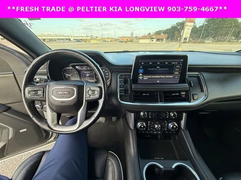 Used 2021 GMC Yukon XL SLT w/ SLT Luxury Plus Package image 22