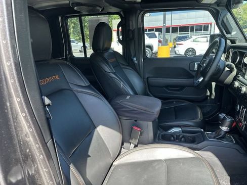 Used 2021 Jeep Gladiator Mojave AWD/4WD image 28