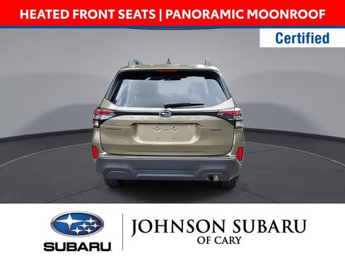 Certified 2025 Subaru Forester Premium w/ Convenience Package #1 AWD/4WD image 3