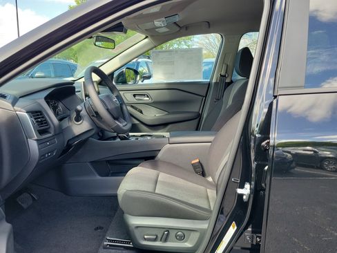 New 2026 Nissan Rogue SV FWD image 11