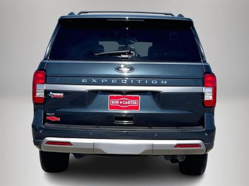 Certified 2023 Ford Expedition XLT image 6