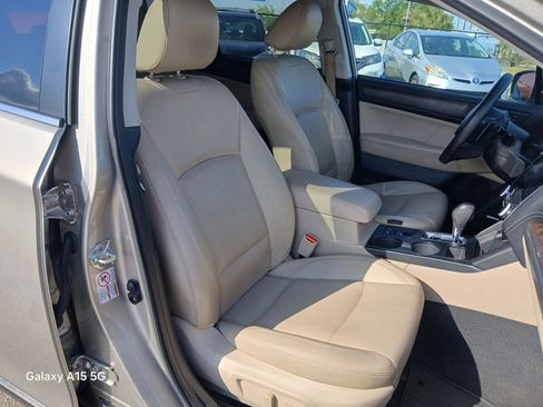Used 2018 Subaru Outback 2.5i Limited AWD/4WD image 22