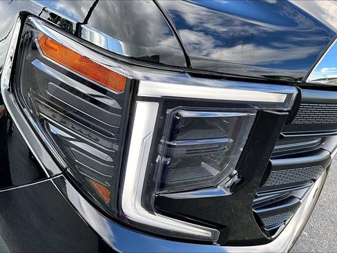 Used 2025 GMC Sierra 1500 Pro w/ Pro Value Package AWD/4WD image 31