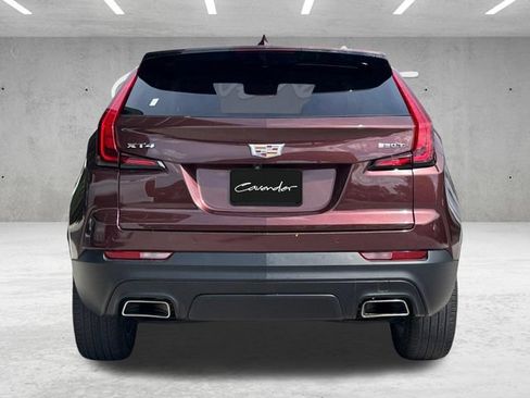 Used 2023 Cadillac XT4 Luxury w/ Cold Weather Package FWD image 19