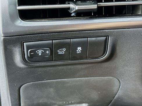 Used 2025 Hyundai Tucson SEL FWD image 17