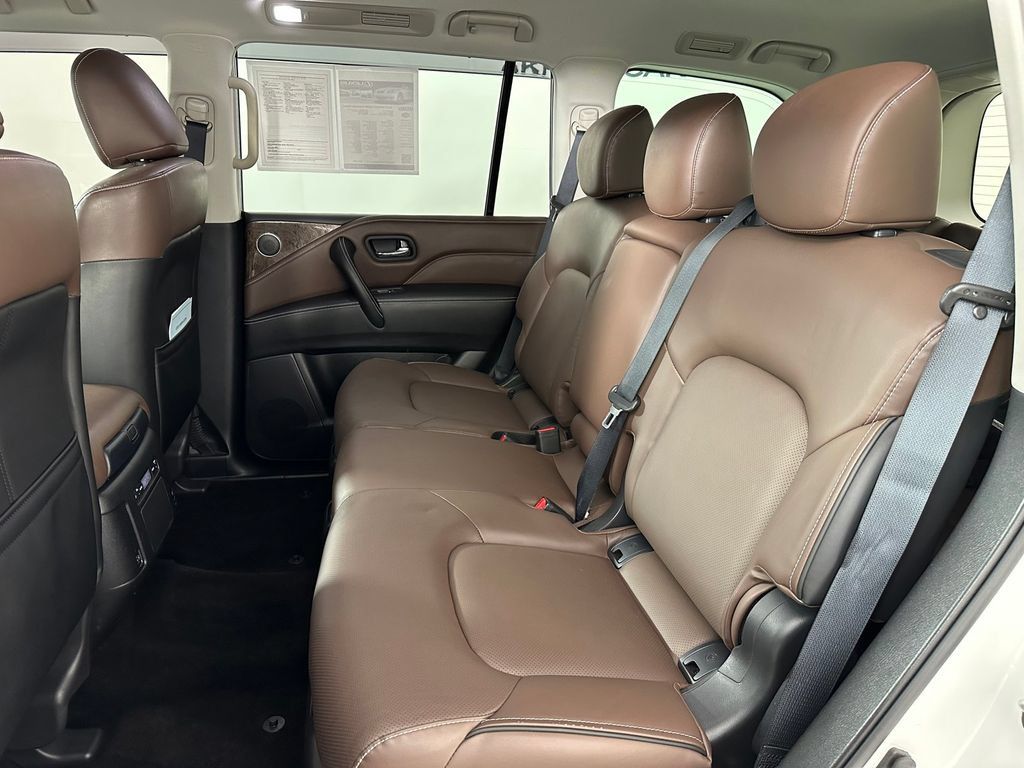Used 2023 INFINITI QX80 Premium Select w/ Cargo Package AWD/4WD image 18