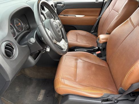 Used 2014 Jeep Compass Limited w/ Sun/Sound Group AWD/4WD image 20
